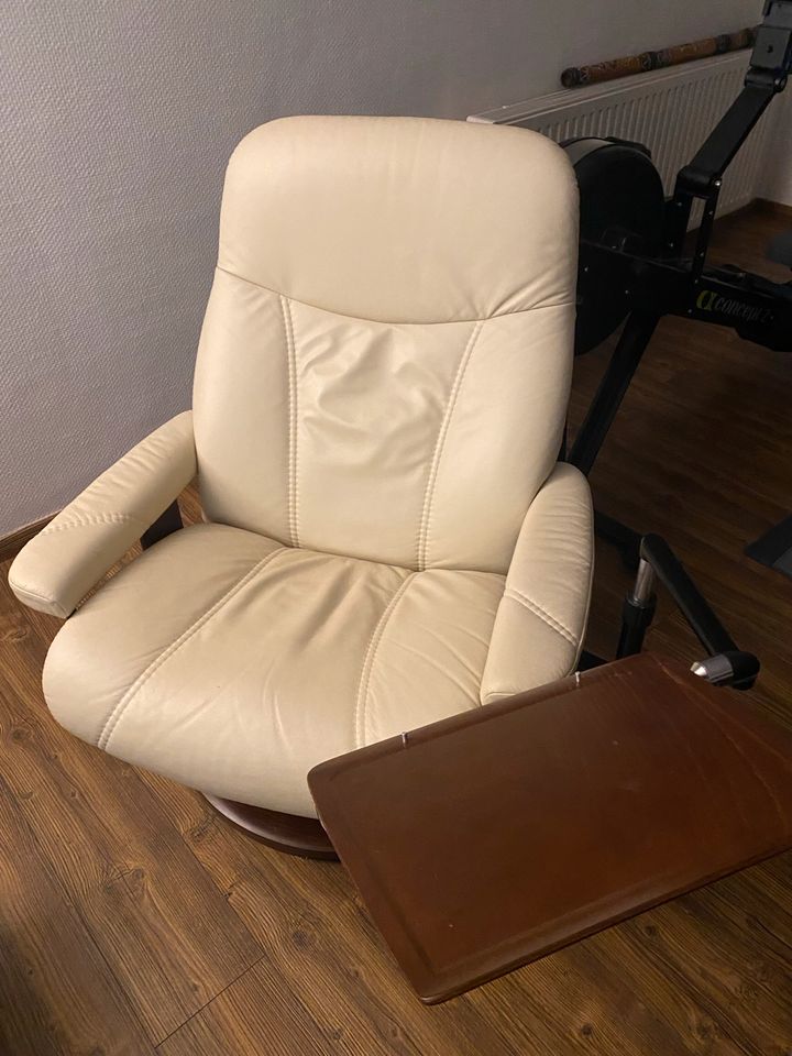 Stressless Sessel XL mit Hocker und Buchhalterung in Arnstadt