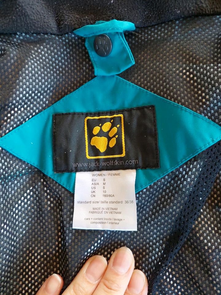 Jacke Regenjacke Outdoorjacke Jack Wolfskin Größe S 36/38 in Pfarrkirchen