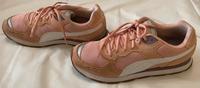 Puma Softfoam aprikotfarbene Damen Sneaker Gr. 41 Nordrhein-Westfalen - Gütersloh Vorschau