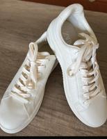 Leder Sneaker von ZARA Gr.40 Super bequem Bayern - Essenbach Vorschau