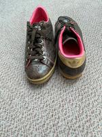 Adidas ledersneaker gr 42 neuwertig braun pink gold Baden-Württemberg - Heidelberg Vorschau