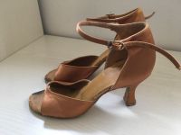 International Tanzschuhe Latein Lorraine beige Gr. 2,5 bzw. 35 Hessen - Schwalmstadt Vorschau