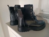 Boots, Stiefel Schwarz 42 NEU Baden-Württemberg - Schwendi Vorschau