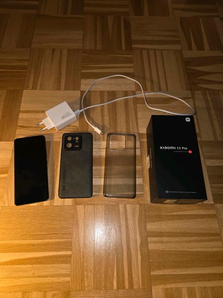 Xiaomi 13 pro Ceramic Black Gebraucht OVP + Ladegerät in Rottenburg am Neckar