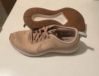 Nike Schuhe Gr. 39 Wildleder Hessen - Bensheim Vorschau