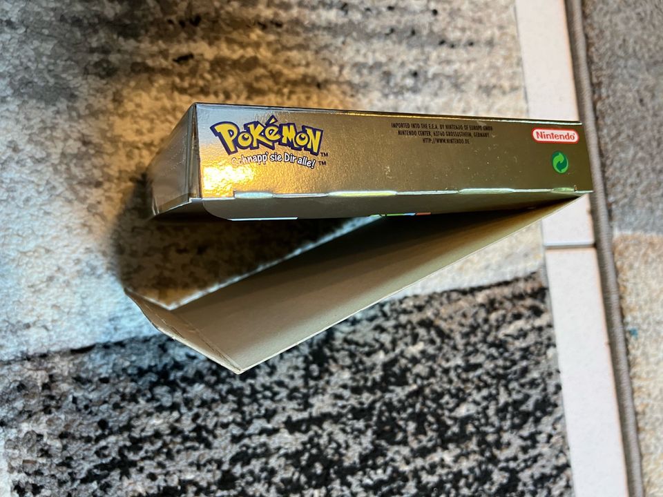 Pokémon Gold Game Boy Color in Roßdorf