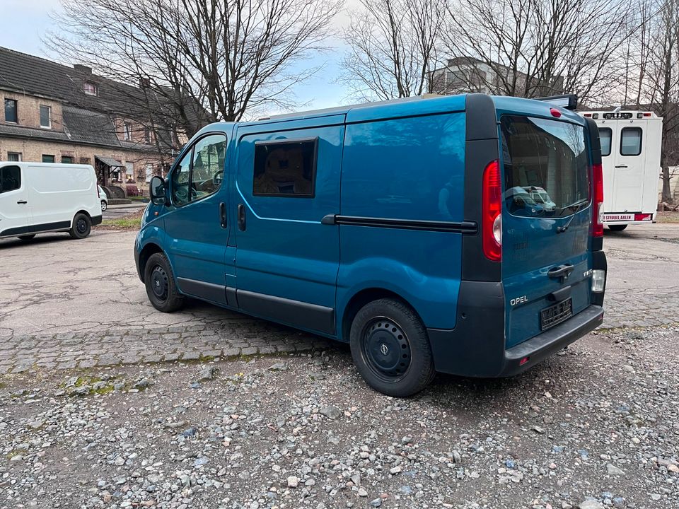 Opel Vivaro Stealth Camper Van Wohnmobil autark MwSt. ausweisbar in Eschweiler