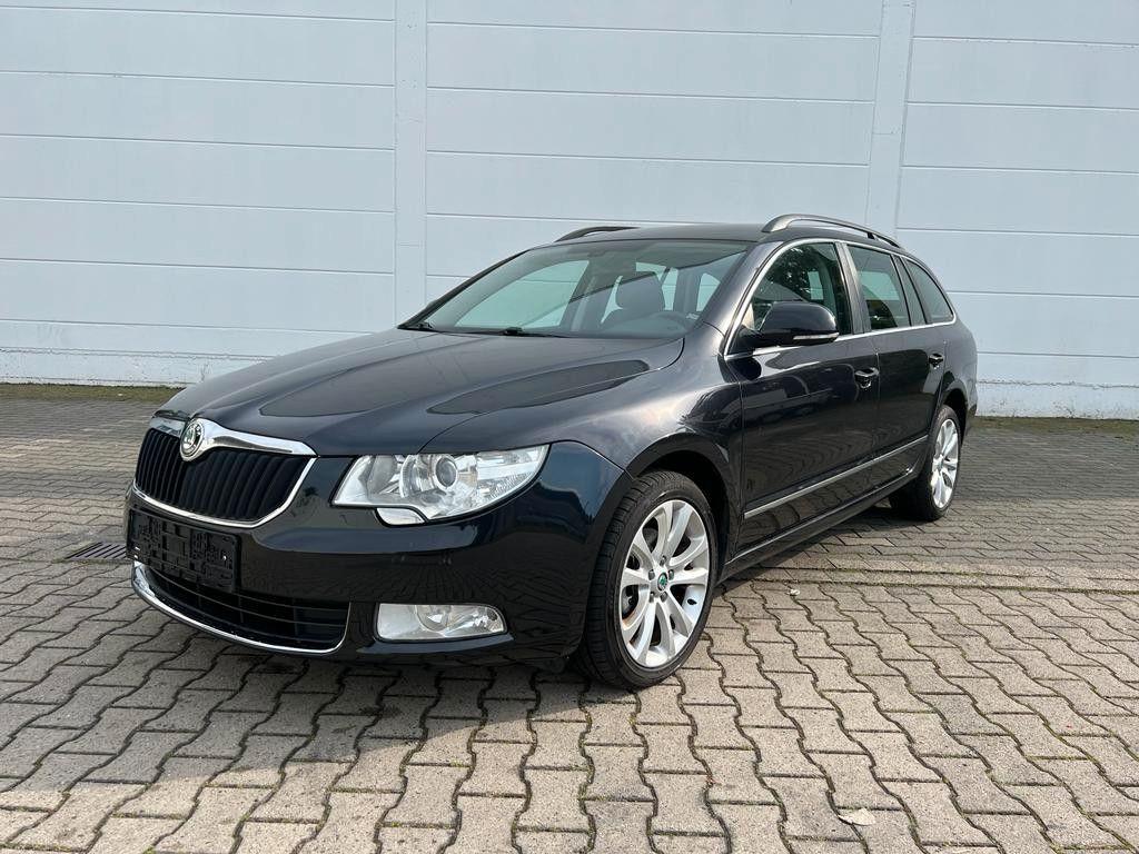 Abbildung des Autos Skoda Superb Combi Ambit…