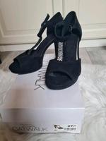 Pumps Velour schwarz Strass Catwalk Brandenburg - Dallgow Vorschau