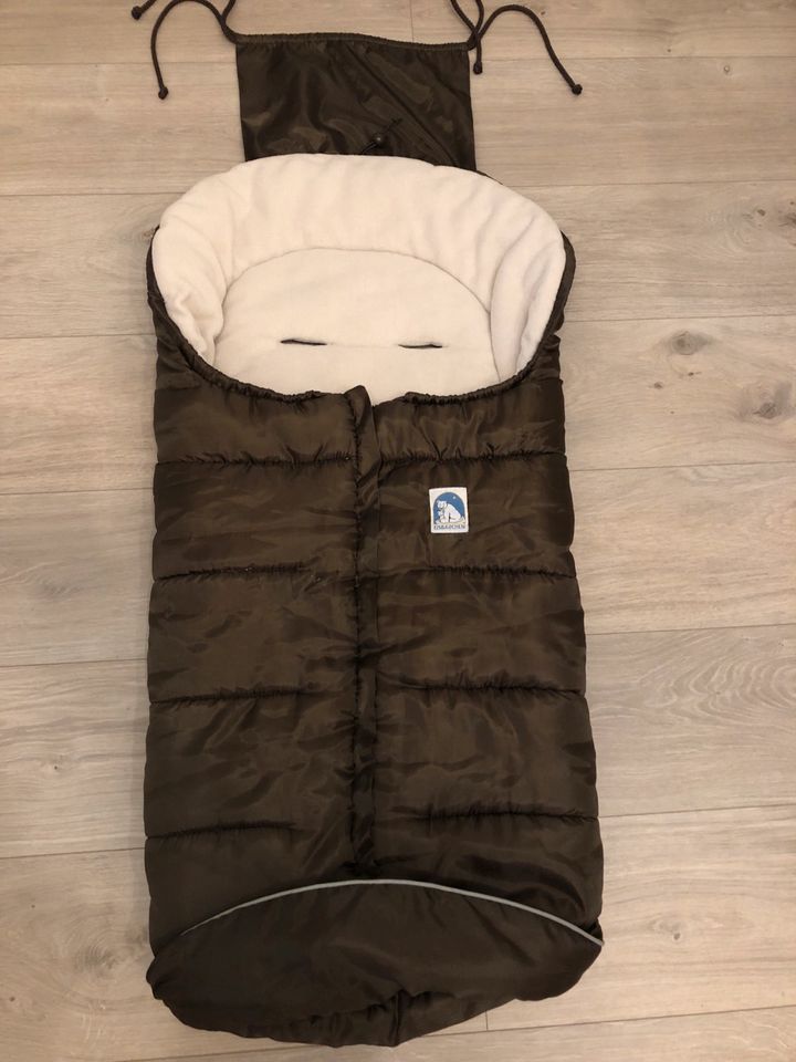 Eisbärchen Winterfußsack für Kinderwagen und buggy in Wabern