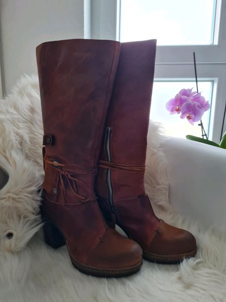 Stiefel von xyxyx NEUWERTG in Bochum - Bochum-Wattenscheid | eBay  Kleinanzeigen ist jetzt Kleinanzeigen