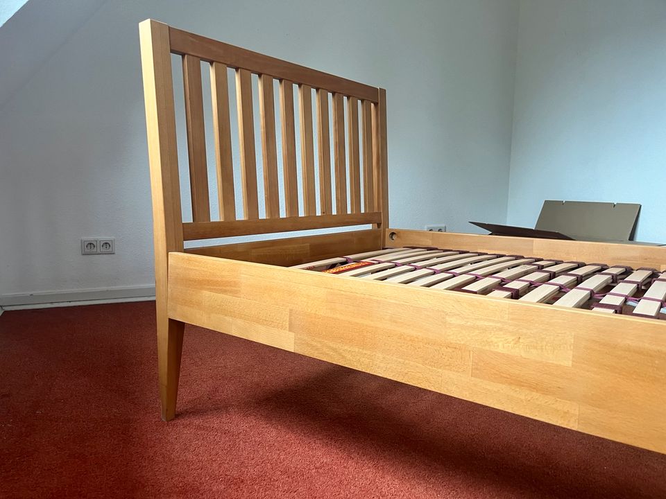 Hochwertiges Bett Massivholz Buche geölt 100x200 in Krefeld