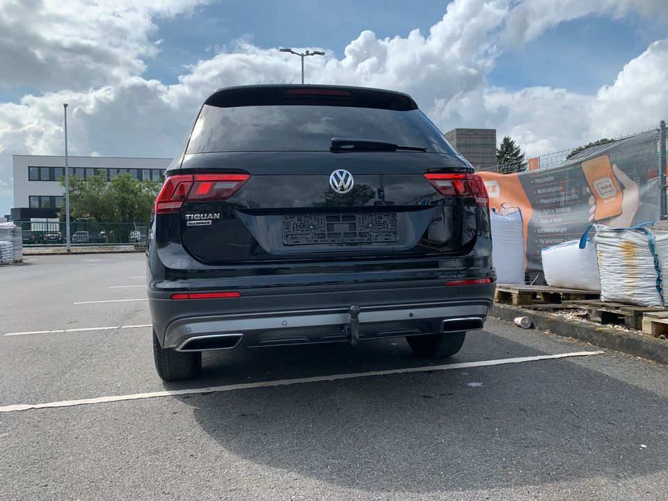 VW TIGUAN  2,0 AUTOMATIK  7 Sitze in Köln