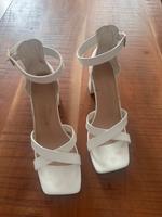 Absatz Sandalen Größe 39 Primark Dresden - Gorbitz-Nord/Neu-Omsewitz Vorschau