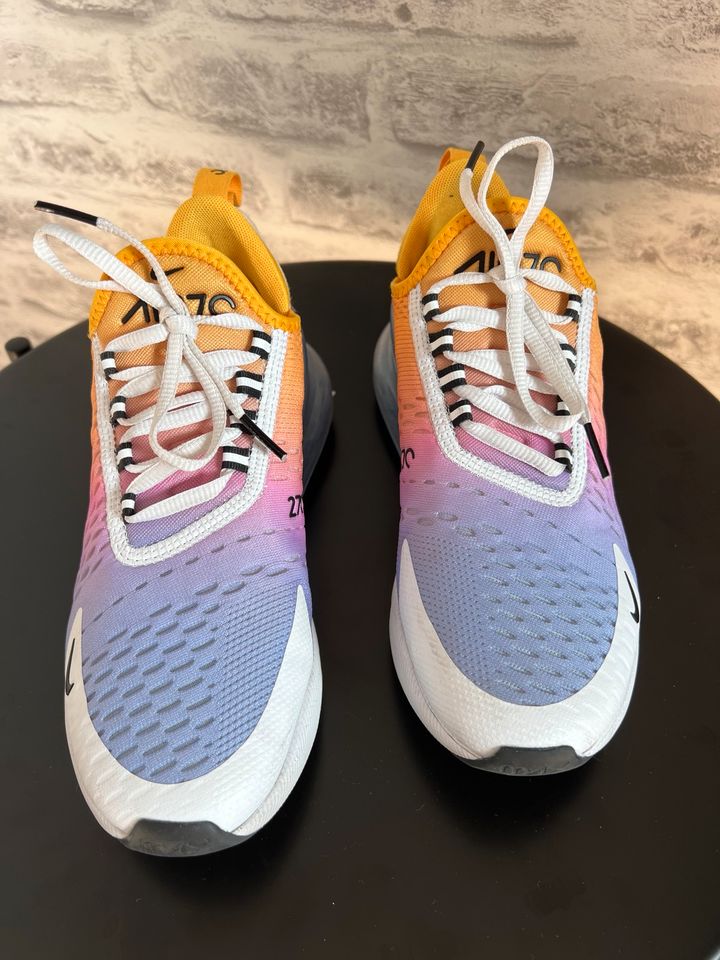 Nike Air Max 270, bunt, Gr. 37,5 in Bischofsheim