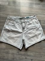 Jeanshort Bershka Baden-Württemberg - Brigachtal Vorschau