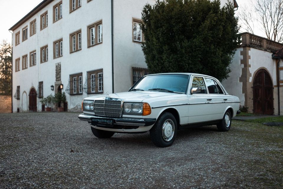 Mercedes-Benz 280E *5-Gang-Schalter*komplett Restauriert*SD* in Freiberg am Neckar