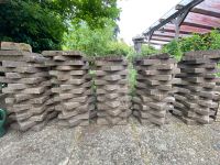 76 Graue Betonplatten / Steinplatten 30x30 zu verschenken Niedersachsen - Laatzen Vorschau