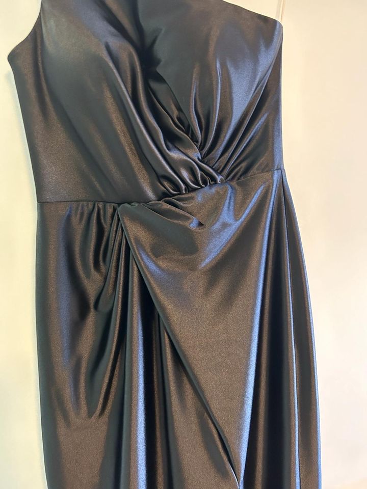 Abendkleid Schwarz Größe 38 Satin in Nürnberg (Mittelfr)