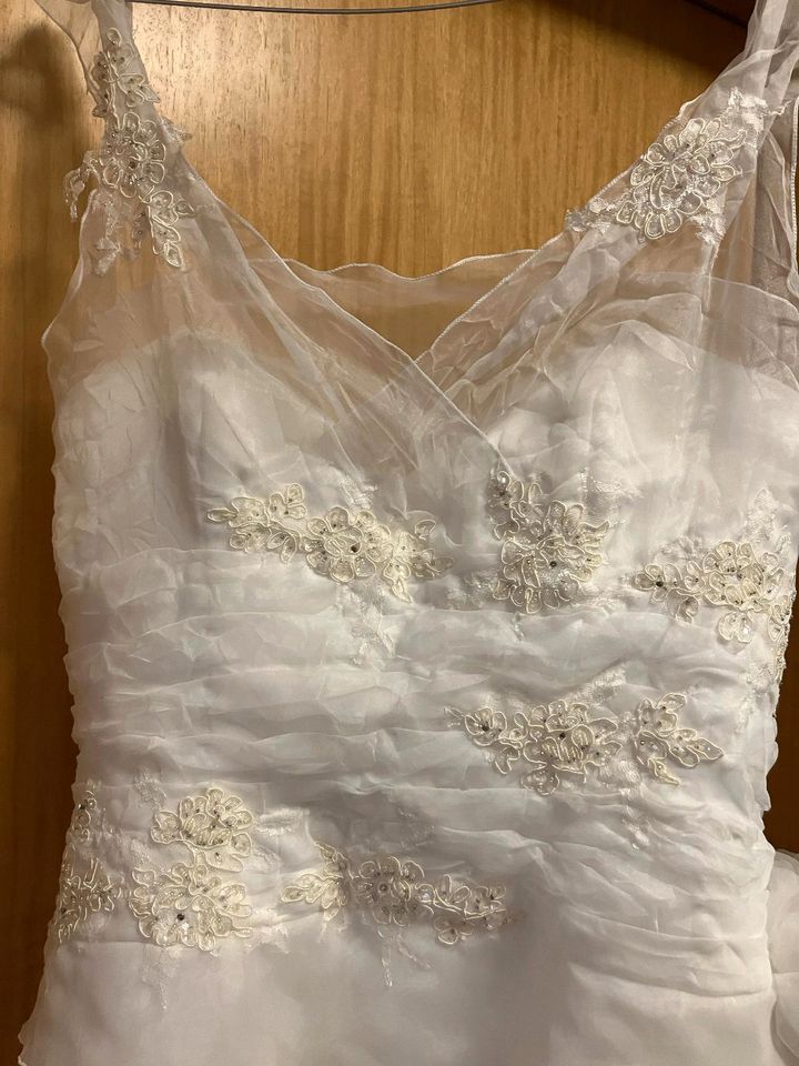 Hochzeitskleid Brautkleid Trauung in Bottrop