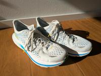 Hoka Kawana Turnschuhe Laufschuhe Sneaker 46 2/3 weiß blau top Rheinland-Pfalz - Oberotterbach Vorschau