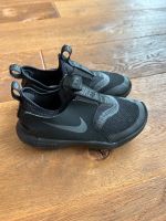 Nike Flexrunner Sneaker Sportschuhe 27 28  Kinder Schuhe Nordrhein-Westfalen - Ratingen Vorschau