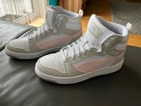 Puma high Sneaker Sportschuhe gr 40 weiß Neuwertig! Kr. Altötting - Altötting Vorschau
