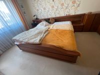 Doppelbett mit Ablage und Nachttischen inkl. Steckdosen am Bett Hessen - Rodgau Vorschau