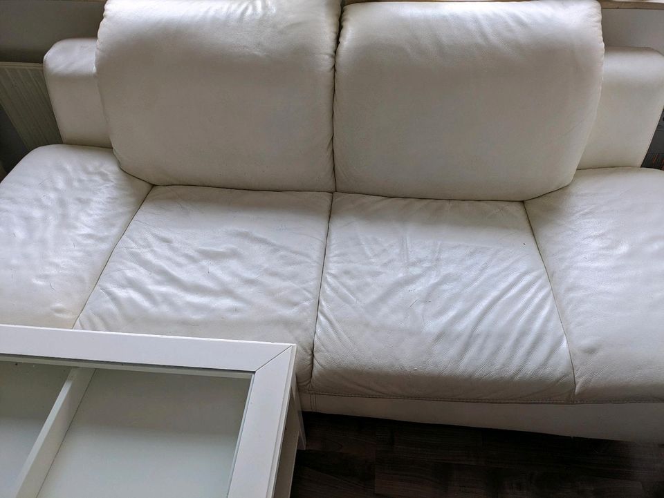 Weißes echt Leder Sofa in Nürnberg (Mittelfr)