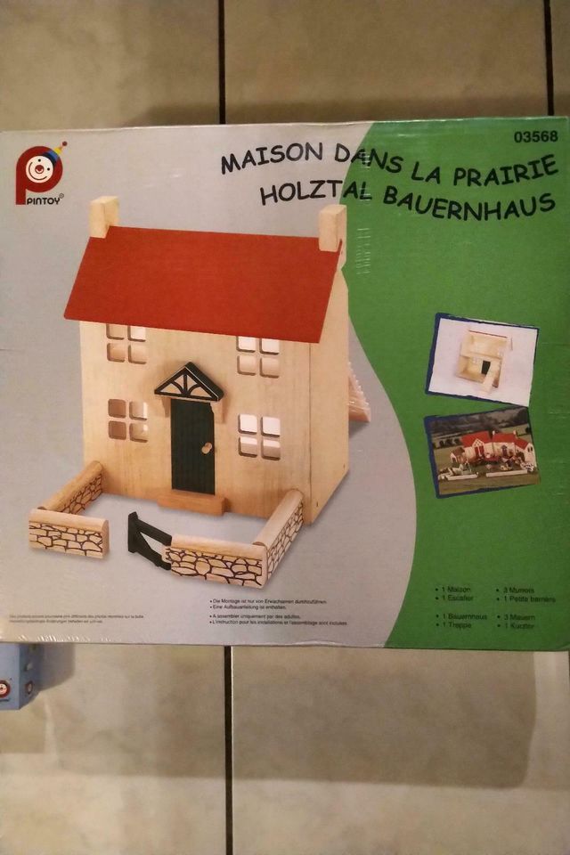 NEU Pintoy passt zu Selecta  Puppenhaus Set Zubehör Möbel Holz in Henstedt-Ulzburg