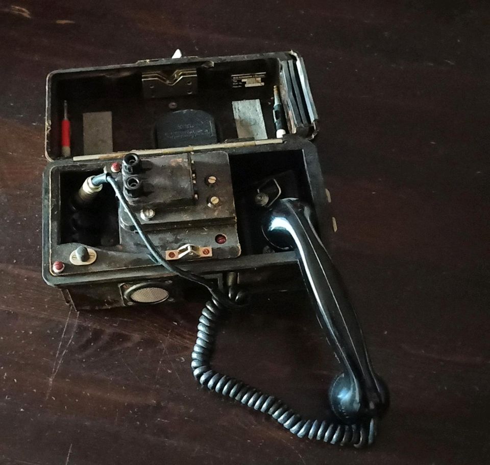 Feldtelefon NVA DDR Ackerschnacker in Wachau