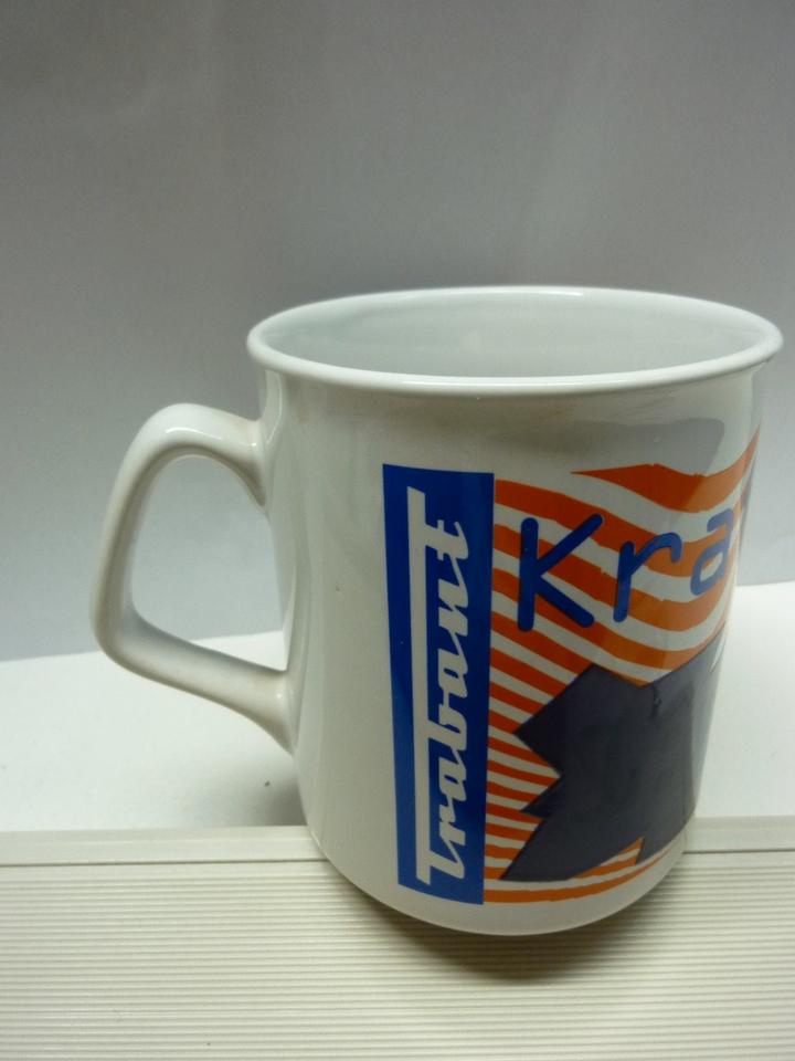Trabant Tasse:„Die Legende.“ u.Berlin:„East Side Gallery“,jeStück in Bad Kreuznach