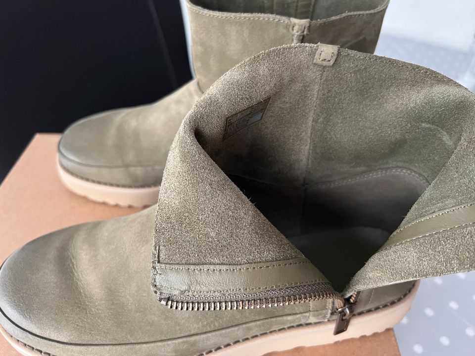 UGG Damen Stiefeletten 39 in Würselen