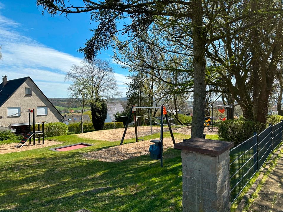 An der Stadtgrenze zu Herford befindet sich diese kernsanierte Eigentumswohnung... in Hiddenhausen