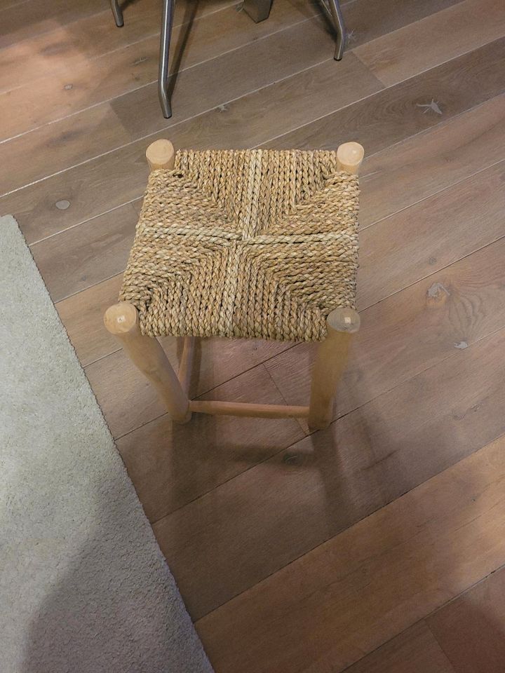 Marrakesch Stuhl Sitzhocker aus Holz und Palmenblätter Dool in Dortmund