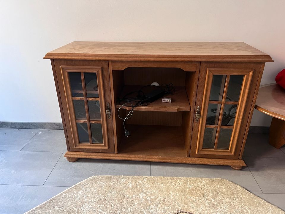 Fernsehrschrank in Lindlar