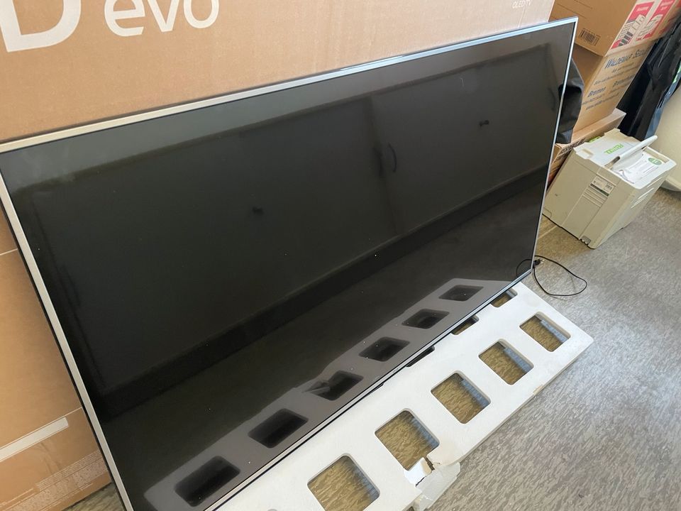 Fernseher TV LG 65“ 65UH6159 in Cuxhaven