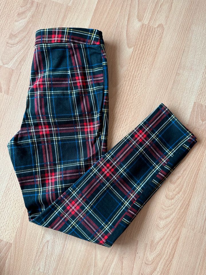 Damen Hose kariert Fishbone gr. S punk rock in Baden-Württemberg -  Karlsdorf-Neuthard | eBay Kleinanzeigen ist jetzt Kleinanzeigen