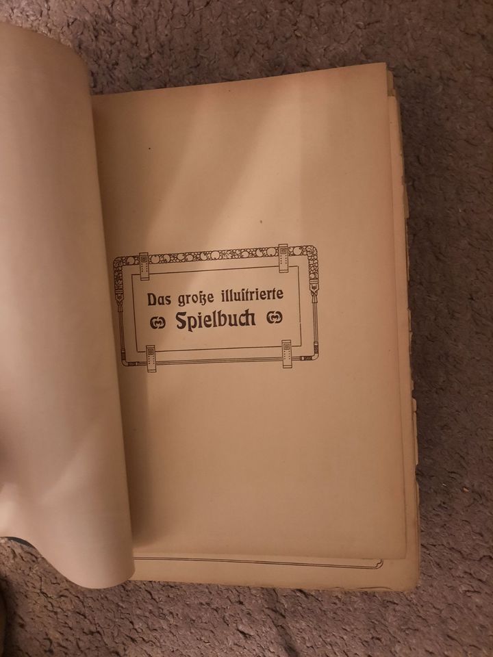 antikes Spielbuch von 1910, AR,1000 Spielanleitung, 1,1 kg schwer in Berlin