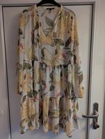 Kleid comma Sommerkleid Größe XL neuwertiger Zustand Sachsen - Radebeul Vorschau