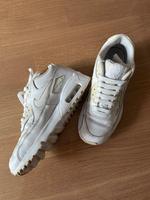Nike Air Max, 90er Model Gr.37 Saarland - Mettlach Vorschau