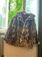 Kunstpelzjacke mit Leopardenmuster M-L | Leopard faux fur jacket Berlin - Neukölln Vorschau