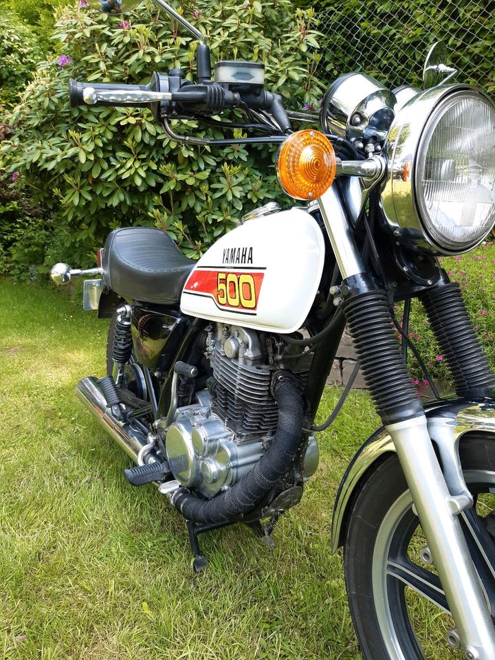 Yamaha SR500 2J4 mit H- Zulassung im KEDO 500 Look in Wipperfürth