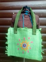 Zuckersüße neue Hippie Tasche, Wollfilz m. Innenfutter, apfelgrün Niedersachsen - Isenbüttel Vorschau