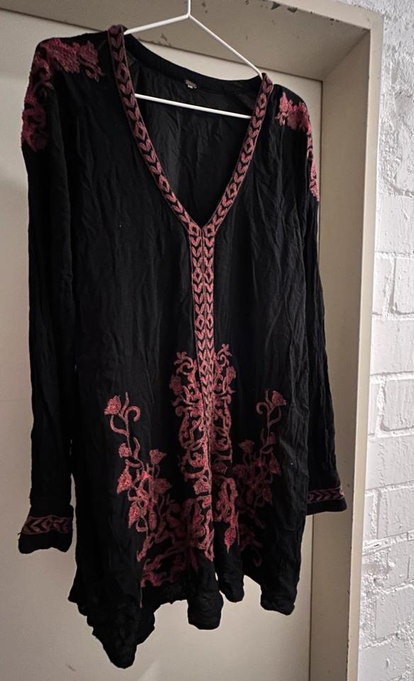 TOP ✨ Boho-Kleid von Free People mit hochwertigen Stickereien in Mettmann