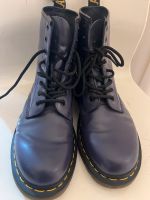 DR. MARTENS  BOOTS GRÖSSE 40 in LILA NEU Düsseldorf - Flingern Nord Vorschau