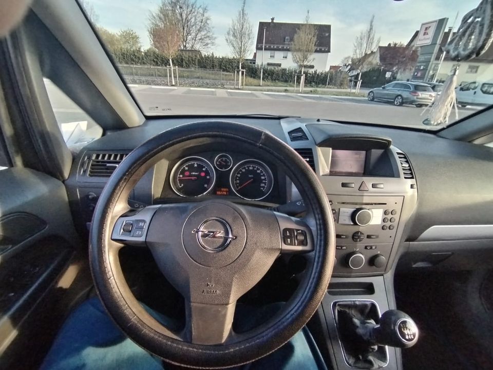 Opel Zafira in Kaufbeuren