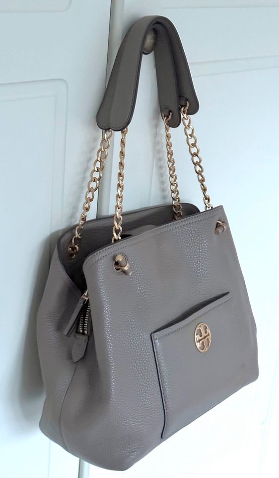 Tory Burch Tasche Schultertasche Leder in Gerlingen