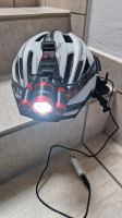 Fahrradhelm mit Lampe und Halterung. Nordrhein-Westfalen - Meschede Vorschau