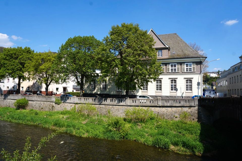 Schicke Wohnung mit Dill- und Schlossblick in Dillenburg